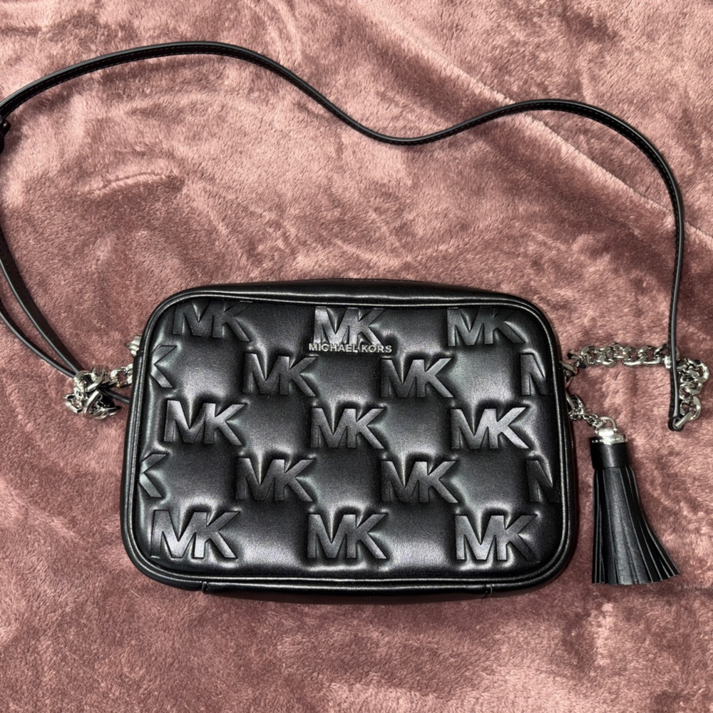 Michael kors jet set crossbody bag